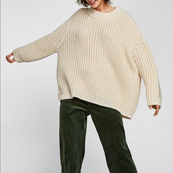 Zara Sweaters - Zara oversize sweater